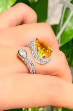 ANILLO GOTA DE AGUA AMARILLA