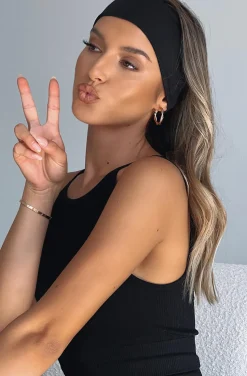 BANDA NEGRA PARA EL PELO