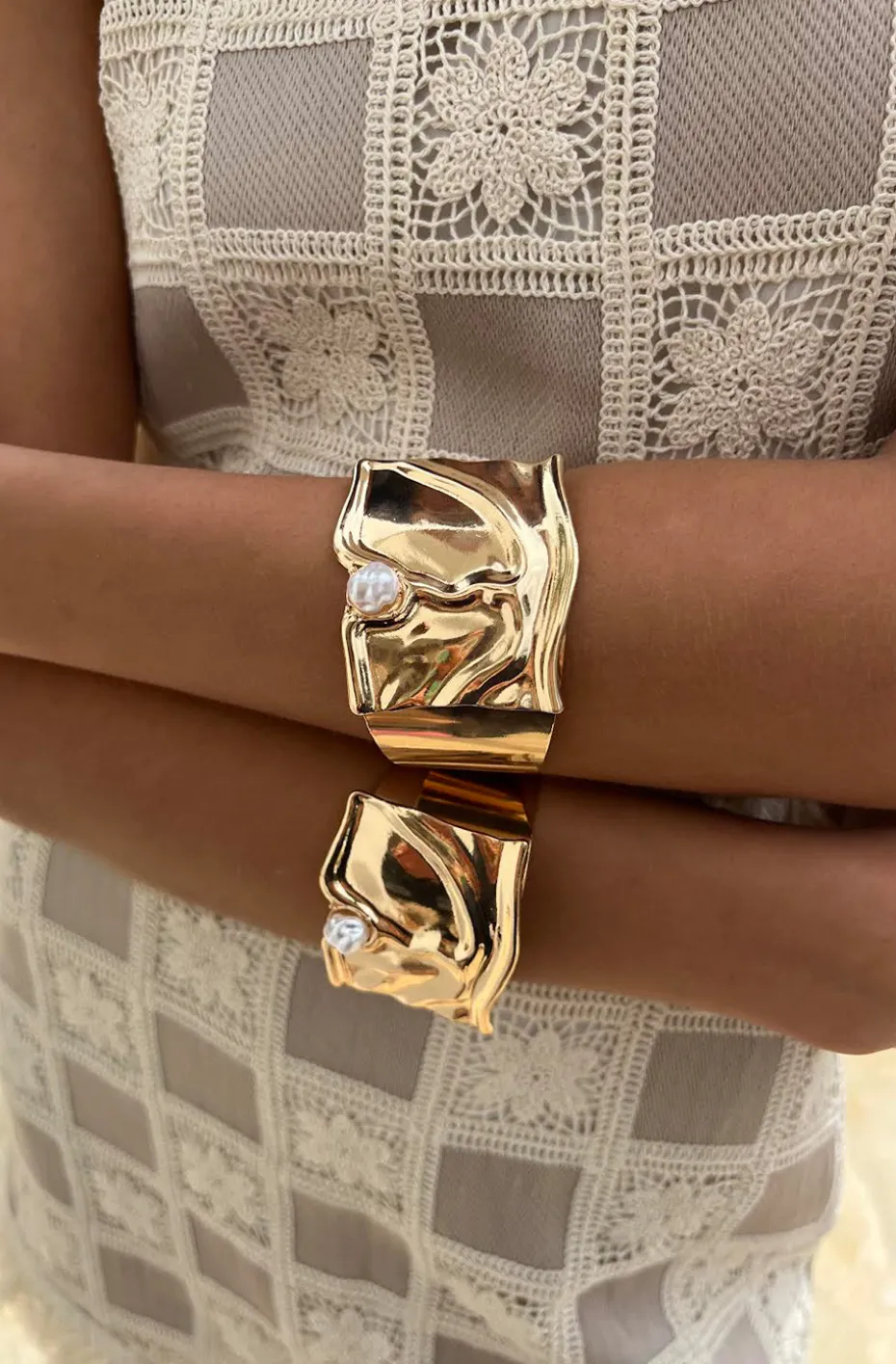 BRAZALETE DORADO PERLAS