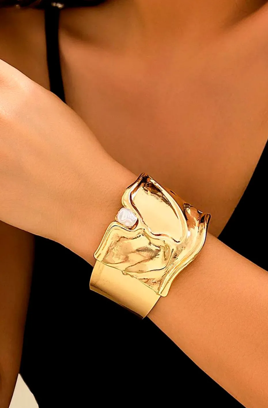 BRAZALETE DORADO PERLAS