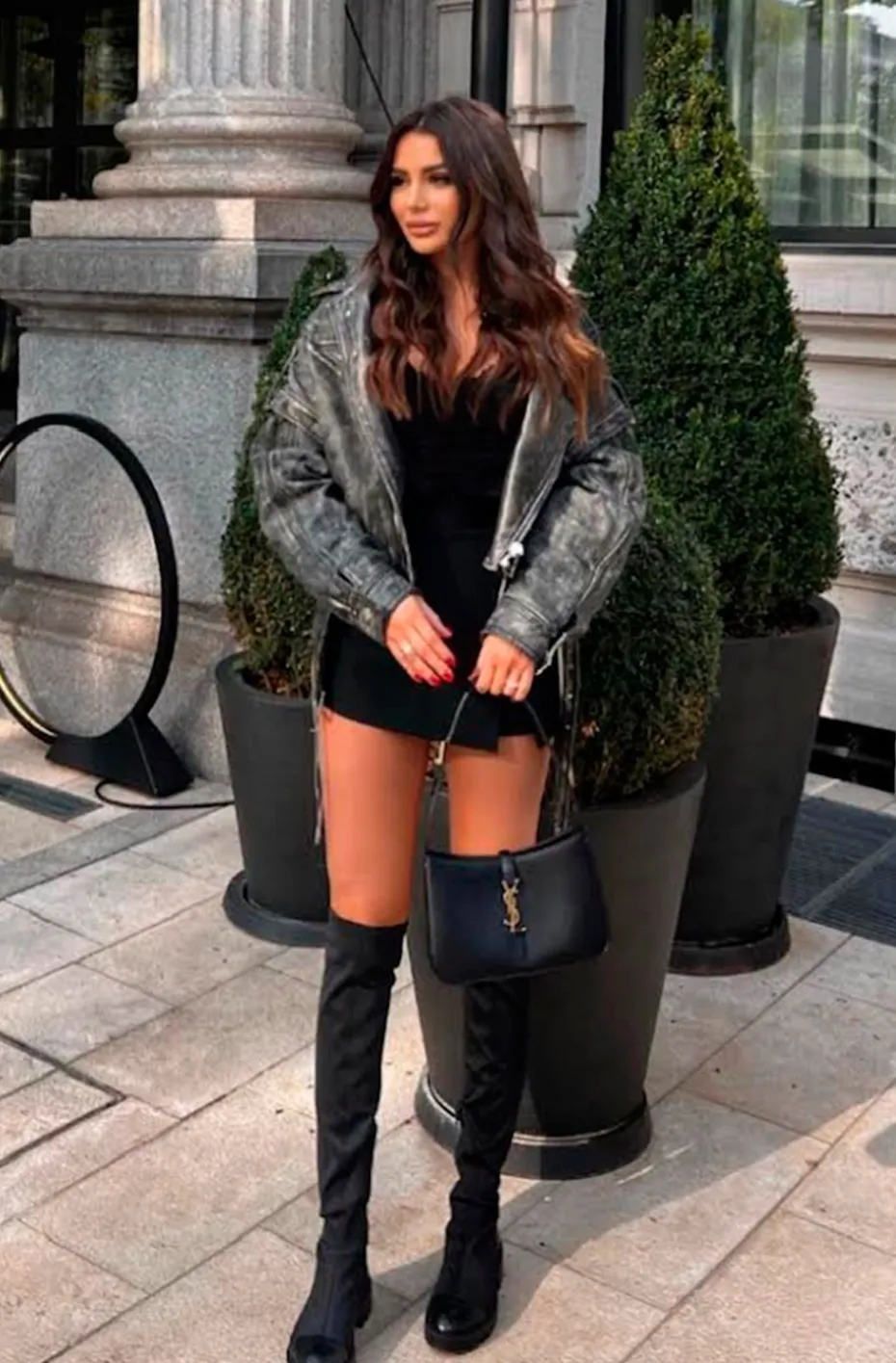 CHAQUETA DE CUERO OVERSIZED VINTAGE