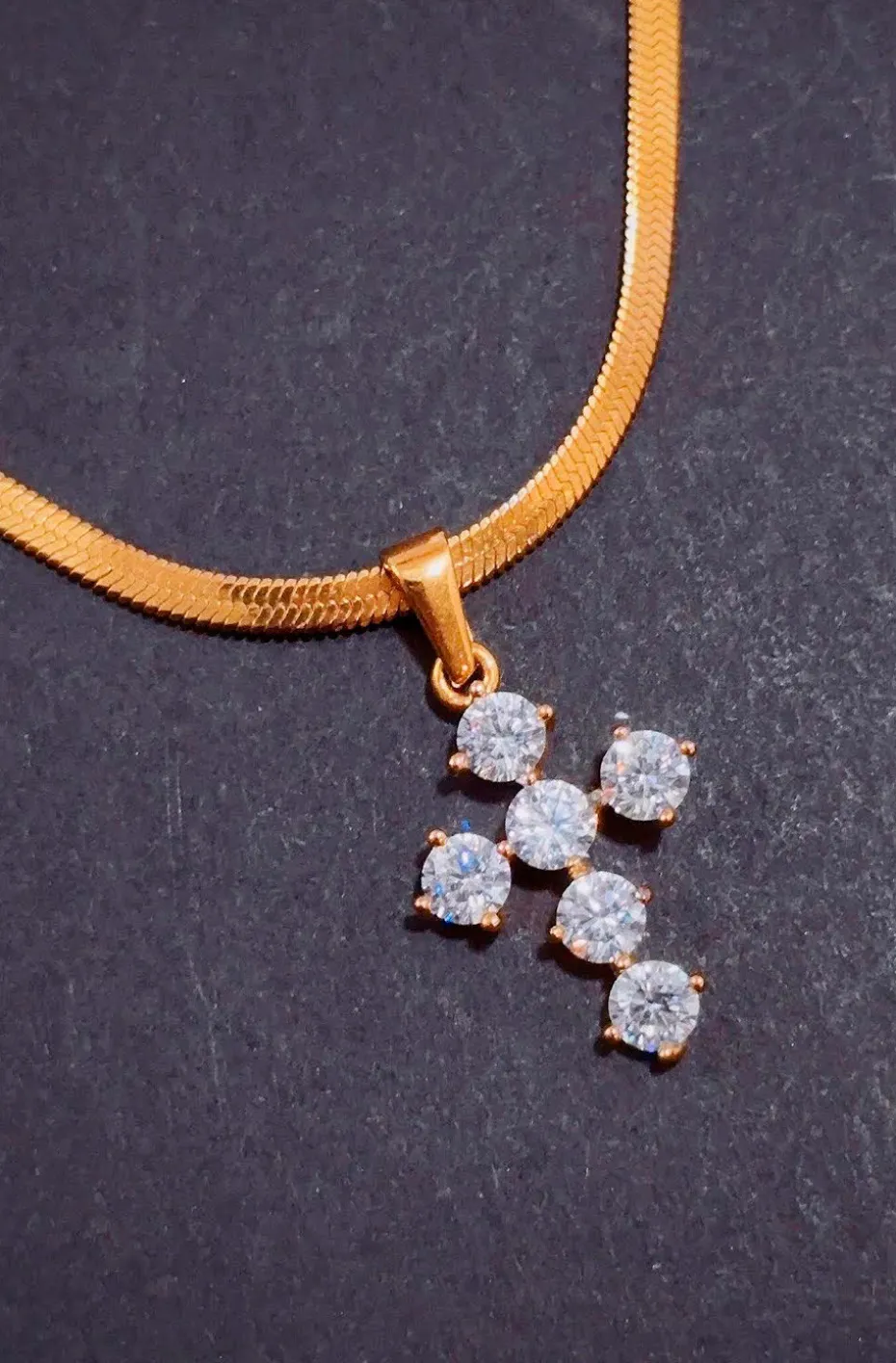 COLLAR CADENA DORADA CRUZ