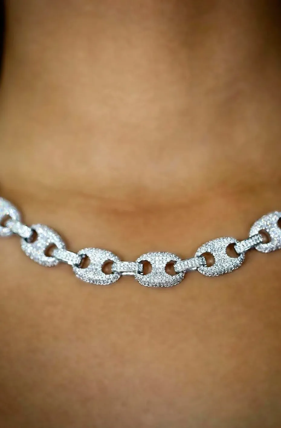 COLLAR CADENA PLATA ESLABONES café