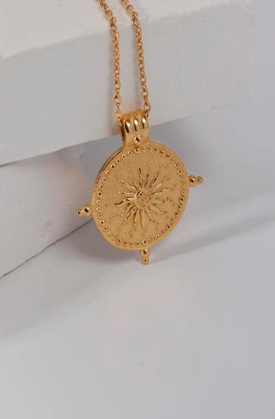 COLLAR COLGANTE SOL