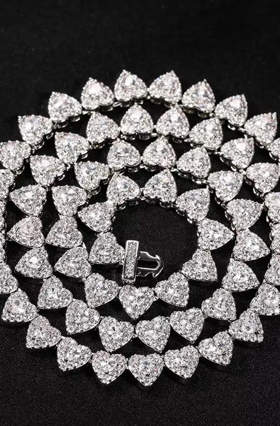 COLLAR CORAZONES DE PLATA