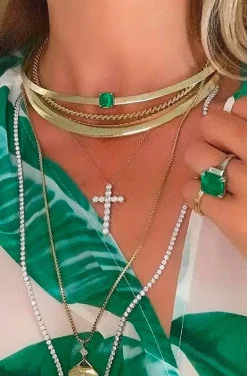 COLLAR ESMERALDA CUADRADA