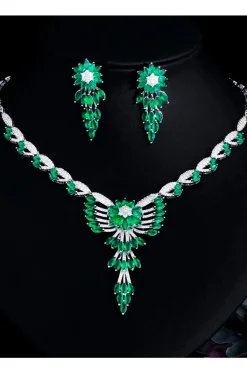 COLLAR ESTILO VINTAGE VERDE ESMERALDA
