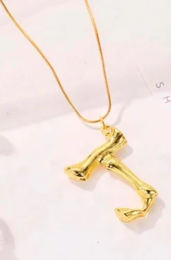 COLLAR INICIAL ¨J¨