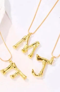 COLLAR INICIAL ¨M¨