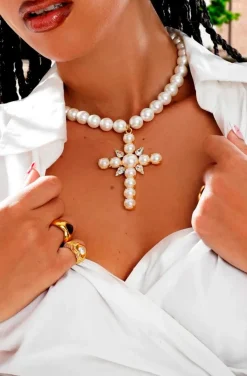 COLLAR PERLAS CRUZ SHINE