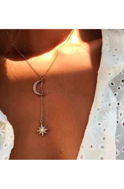 COLLAR THE MOON IS MAGIC