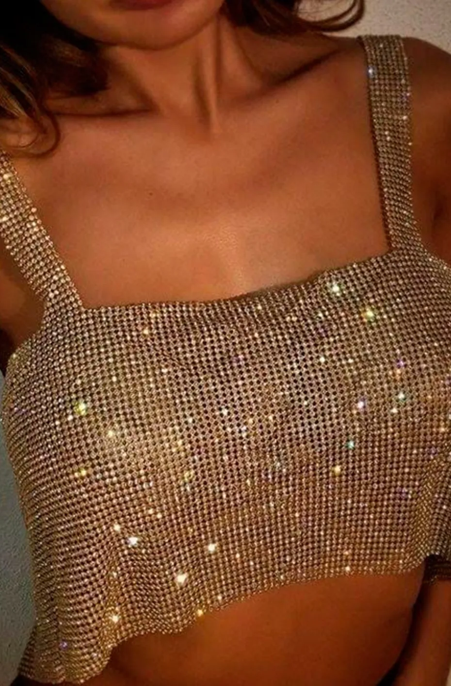 CROP TOP CRISTALES DORADO