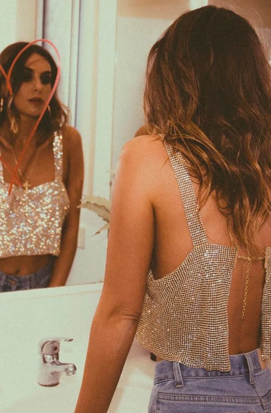 CROP TOP CRISTALES DORADO