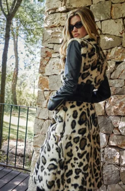 GINEBRA ANIMAL PRINT COAT BY FETICHE SUANCES