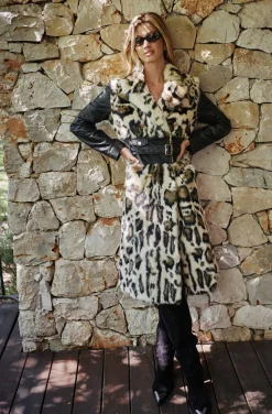 GINEBRA ANIMAL PRINT COAT BY FETICHE SUANCES