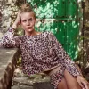 LOUNGE ANIMAL PRINT FETICHE SUANCES