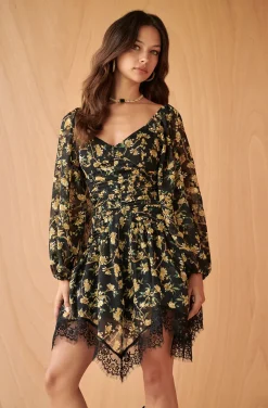 NIKOLA DRESS BY FETICHE SUANCES