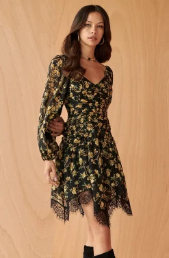 NIKOLA DRESS BY FETICHE SUANCES
