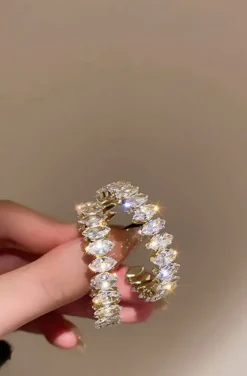 PENDIENTES ARO BRILLANTES OVALADOS