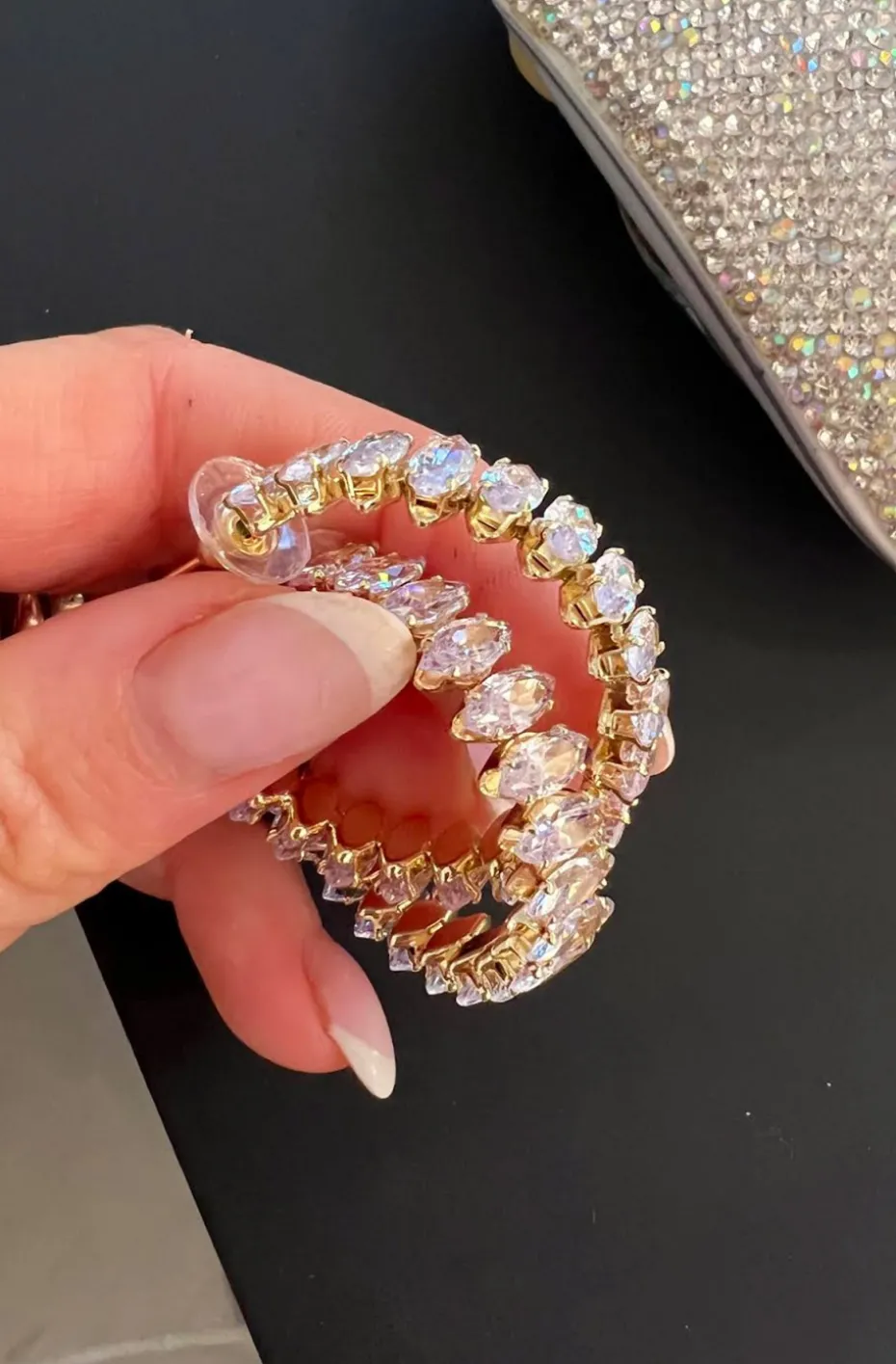 PENDIENTES ARO BRILLANTES OVALADOS