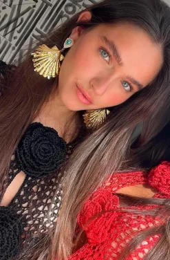 PENDIENTES CONCHAS DORADAS