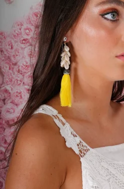 PENDIENTES CONCHAS BORLA AMARILLA