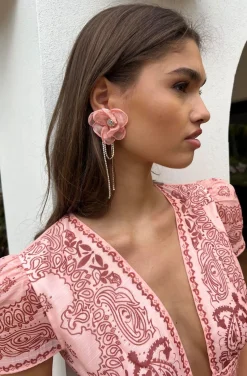 PENDIENTES FLOR CORAL CON BRILLANTITOS