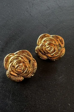PENDIENTES FLOR DORADA