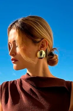 PENDIENTES GRAN LUNAR DORADO