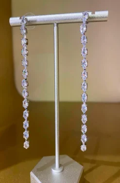 PENDIENTES LAGRIMAS EN PLATEADO