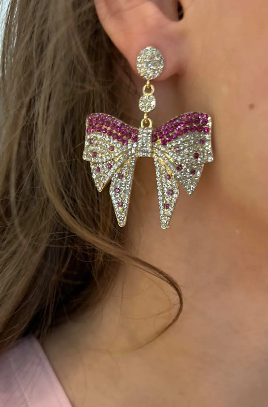 PENDIENTES LAZO CON CIRCONITAS IN PINK