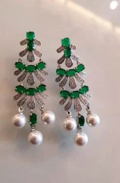 PENDIENTES PERLAS Y ESMERALDAS