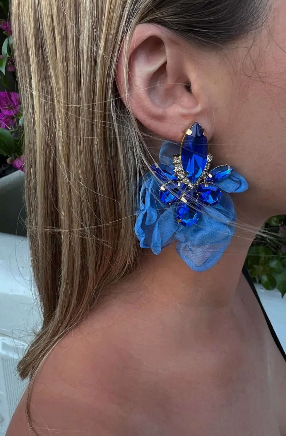 PENDIENTES PETALOS FLOR AZUL