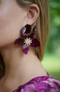 PENDIENTES RESINA FLOR GRANATE
