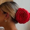 PINZA DEL PELO ROSA ROJA
