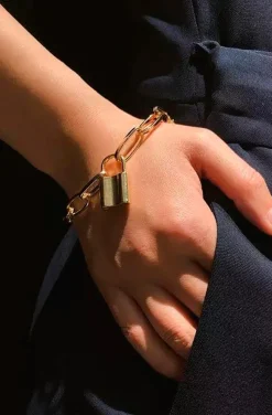PULSERA CADENA LOCKED