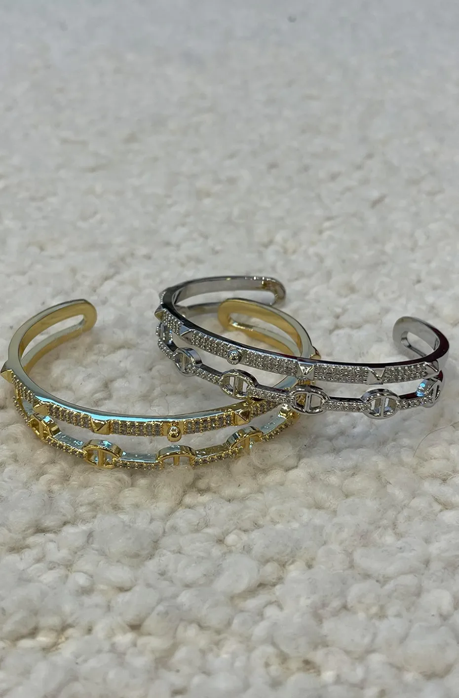 PULSERA DOBLE PIRAMIDES DORADA
