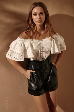 ROMA SHORTS FETICHE SUANCES