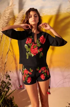 TOP Y SHORT ROSAS ROJAS BY FETICHE SUANCES