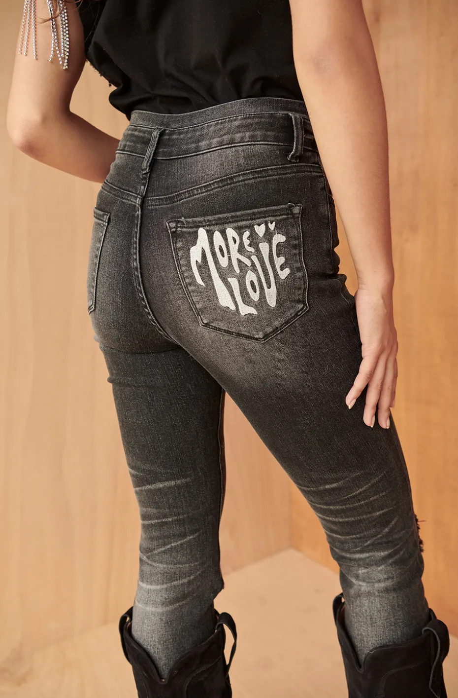 VAQUEROS MORE LOVE BLACK JEANS BY FETICHE SUANCES
